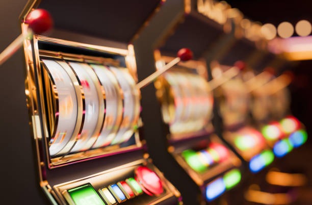 Fortune Mouse spinning wheel displayed on mancingduit slot mobile app with live host