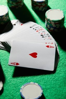 Recently Played feed on mancingduit slot mobile app showing live blackjack, roulette, and slot games